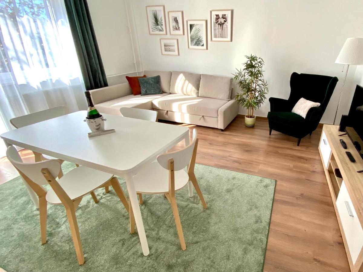 Esther Apartman Tatabanya Bagian luar foto